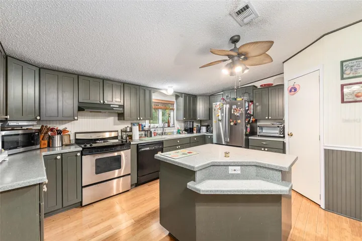 Island in Kitchen