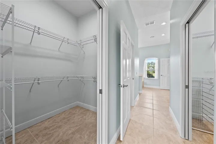 primary bed closets