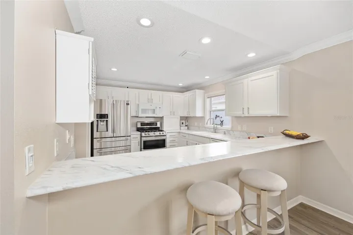 4-Door Refrigerator & Double Oven Range