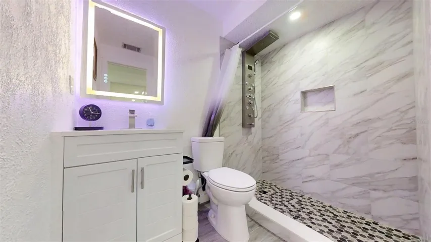 SHARED HALL BATH