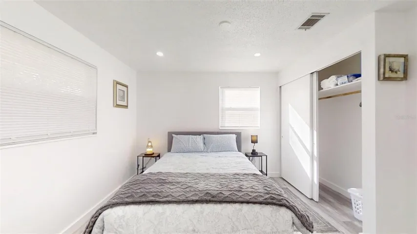 PRIVATE QUEEN ROOM