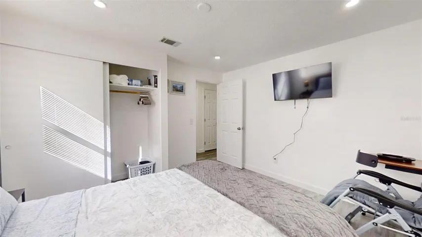 PRIVATE QUEEN ROOM
