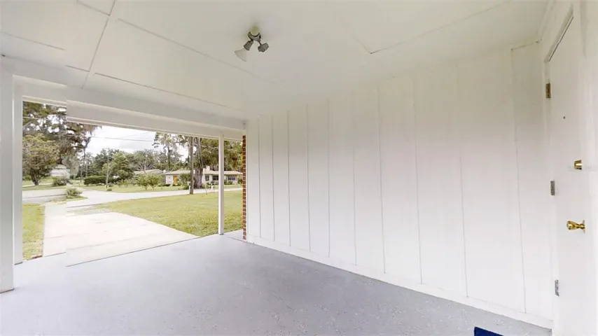 CARPORT