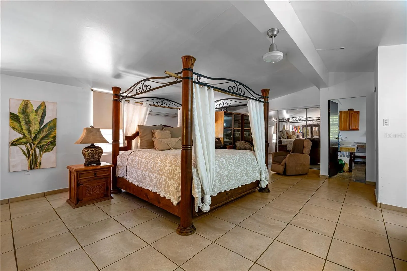 Villa 1 Main Royal Suite