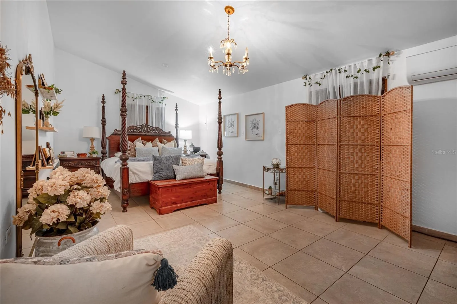 Villa 2 ( Residence ) Room 1