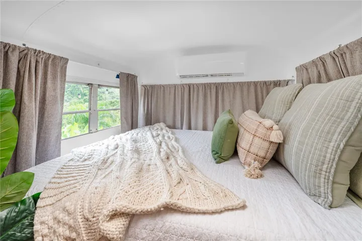Jíbaro Bus  Suite Experience Bedroom