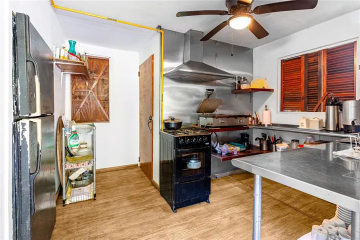 Hacienda Tres Casitas Common Areas Kitchen