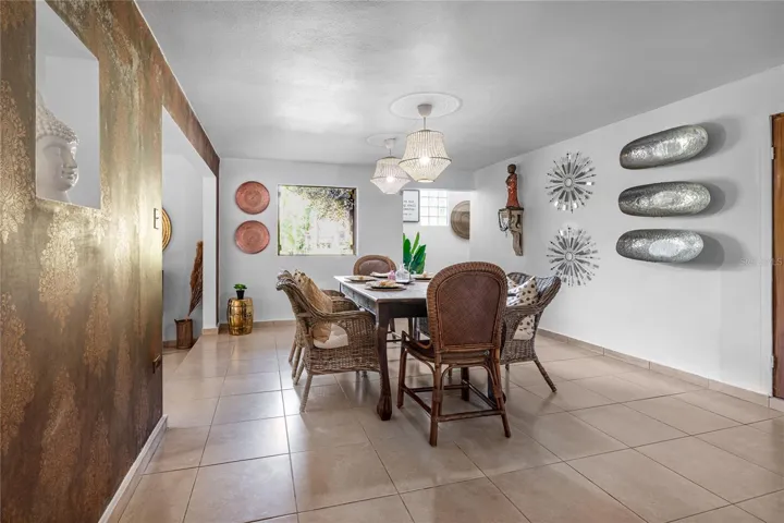 Villa 2 ( Residence ) Dining