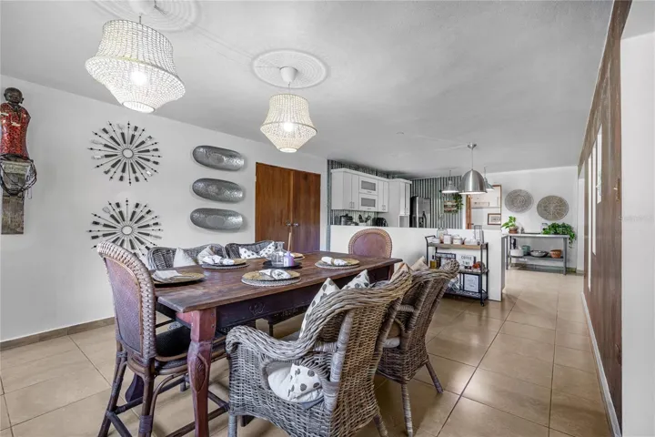Villa 2 ( Residence ) Dining