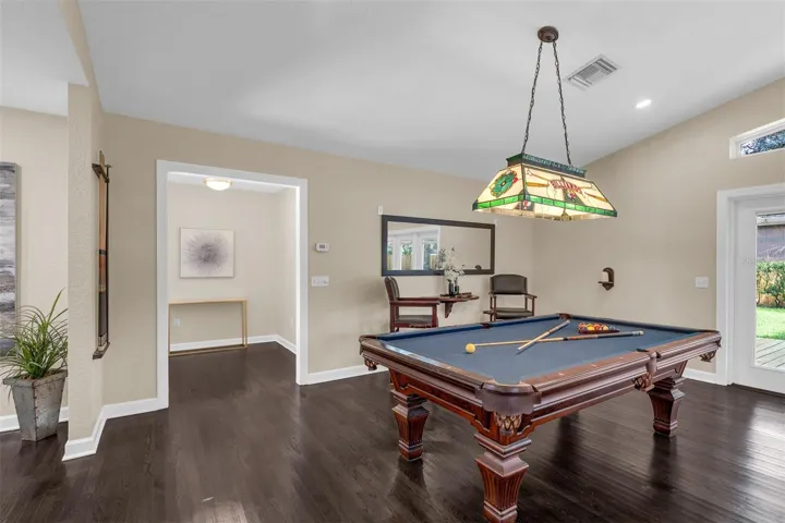 Heirloom-quality Olhausen pool table can stay with the house.