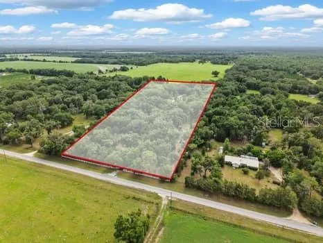 10-acre fully fenced farm property