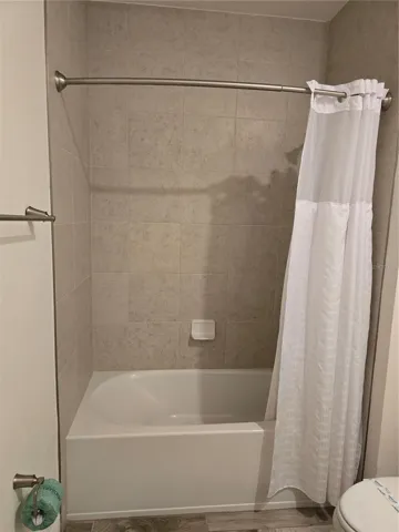 2nd Bathroom 2nd floor