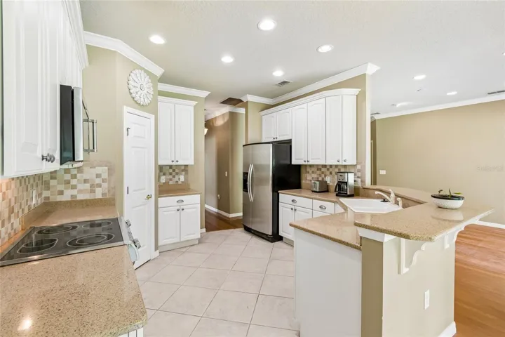 RECESSED LIGHTING