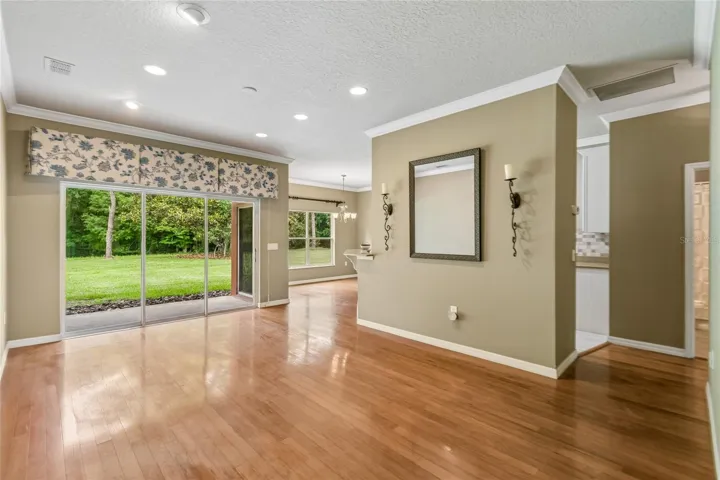 ENGINEERED HARDWOOD FLOORS