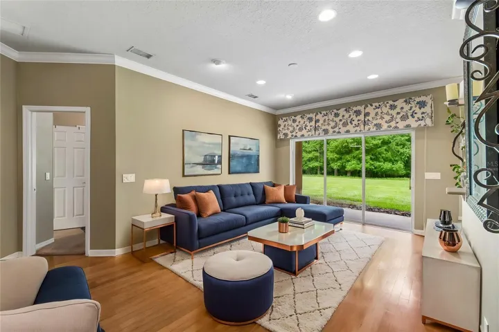 VIRTUALLY STAGED LIVING ROOM