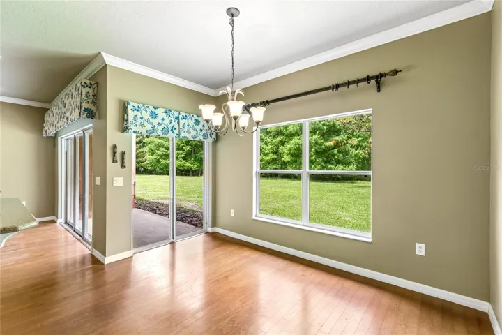 SLIDERS FROM DINING ROOM TO LANAI