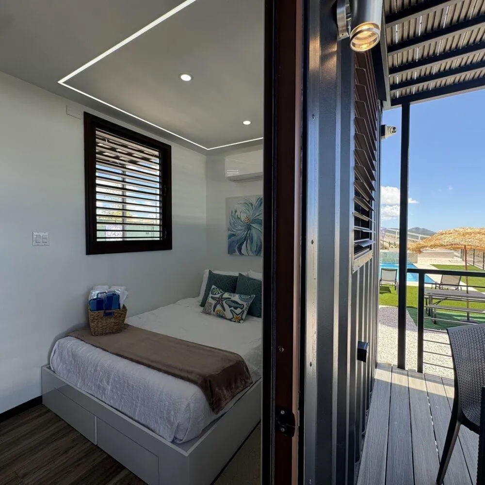 Hotel and Rooms