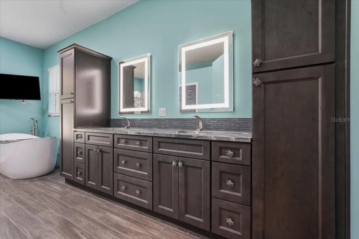 Double vanity with LED adjustable lighting mirrors
