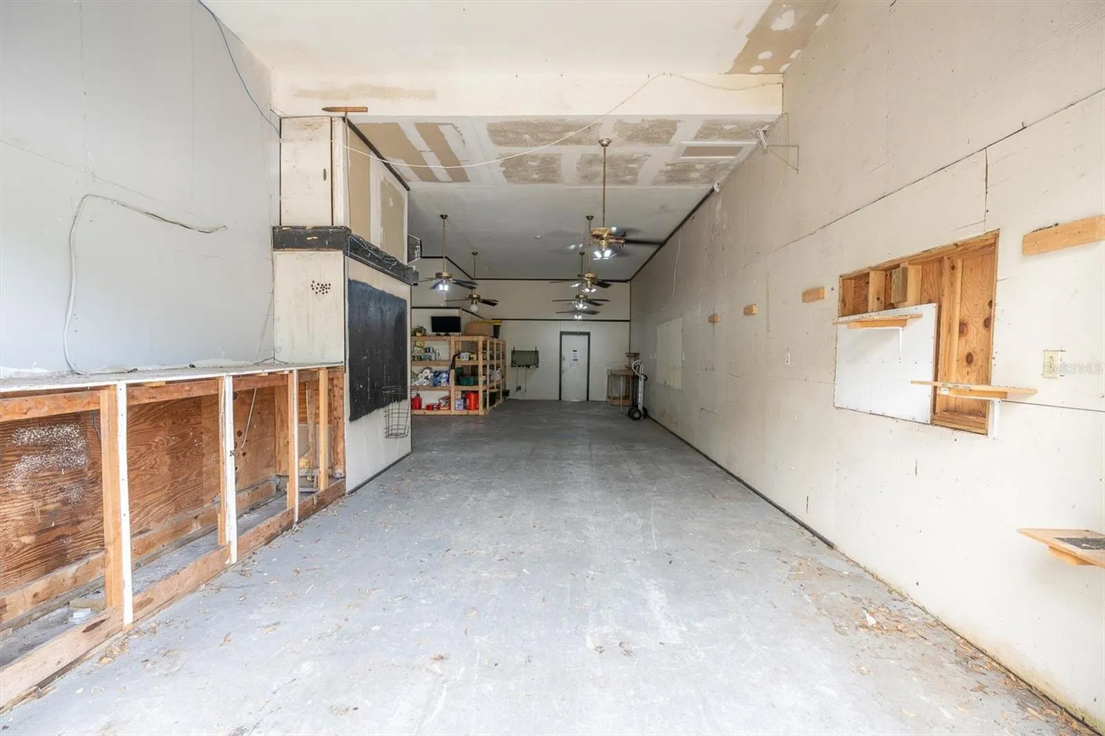Level 1 - Utility Rm