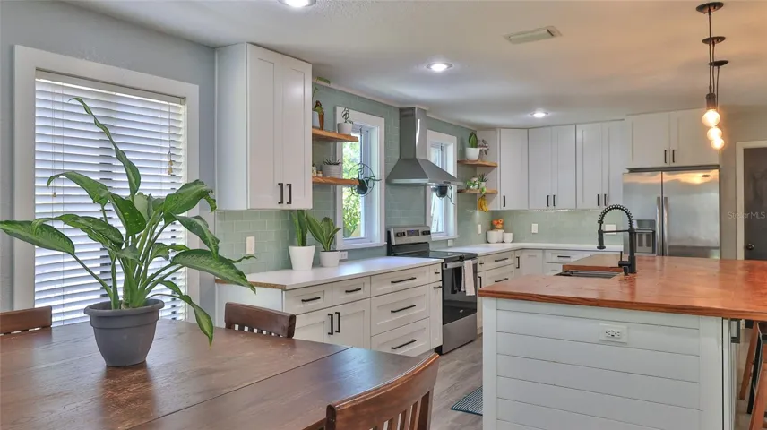 Eating space in Kitchen