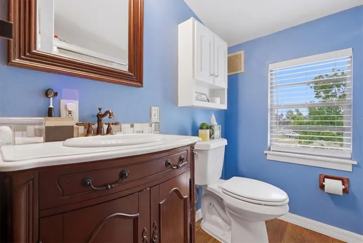 Upstairs Bathroom