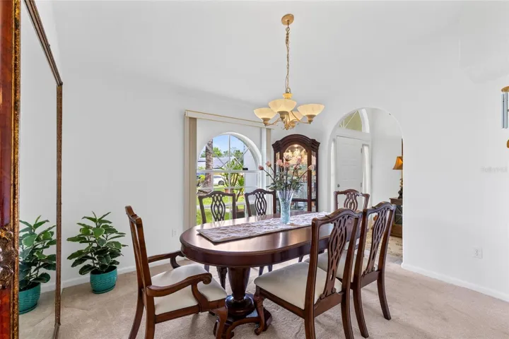 And also offers lots of natural light.