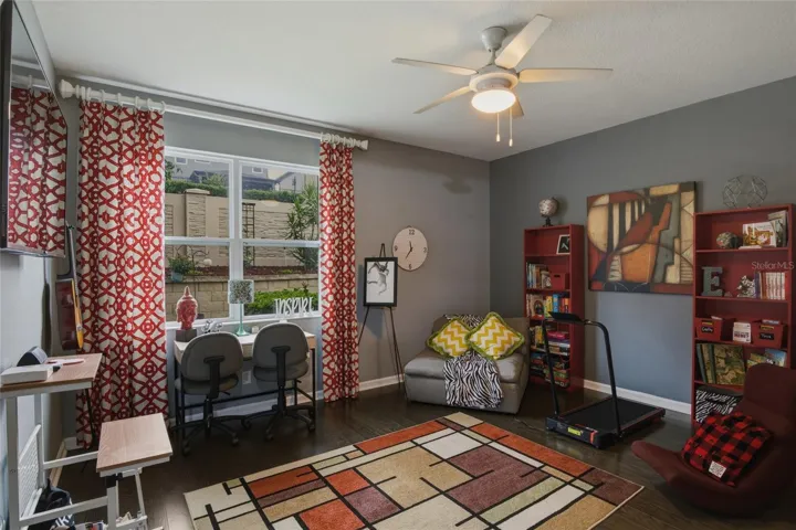 Flex Room