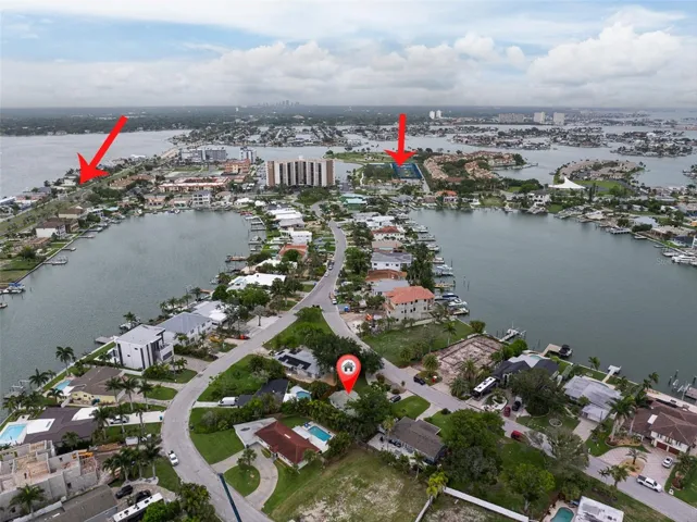 About 14 homes to golf and tennis or go left to pathway to beach
