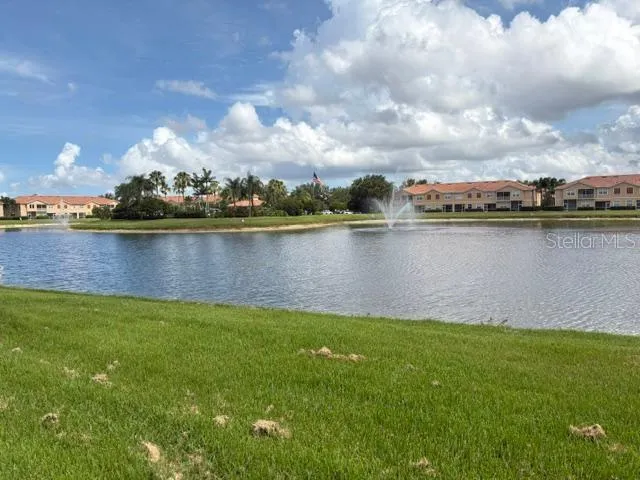 Lake View w/Amenities