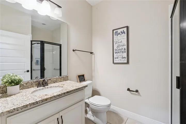 full bathroom #3