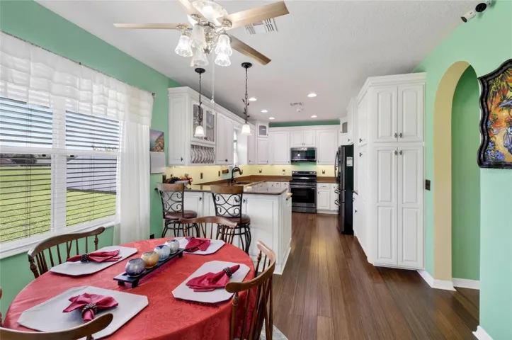 Kitche/Dinette
