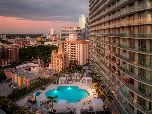 Residences at 400 Central