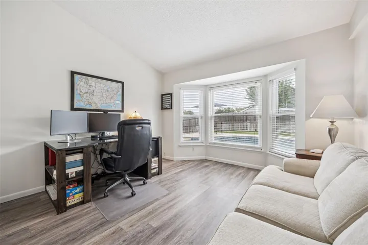 Bonus Room/Office/Nursery/Playroom