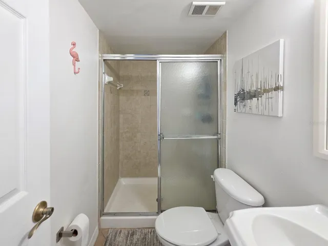 Desirable Second Full Bath