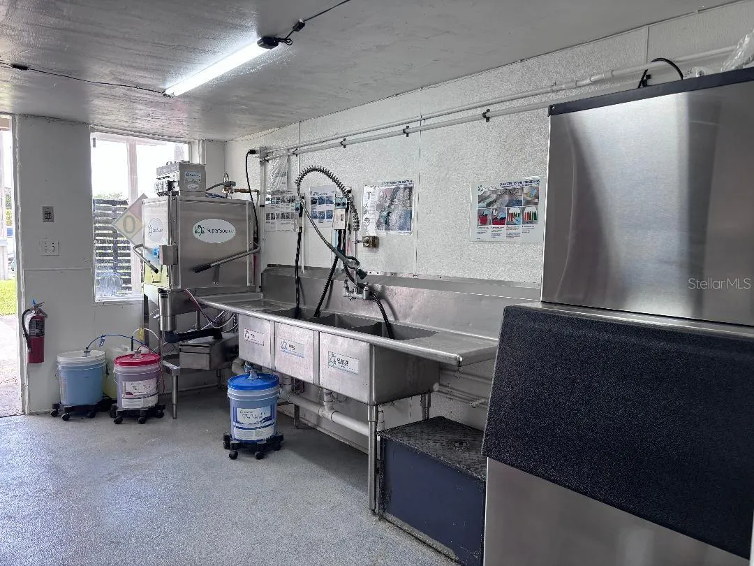 Dish Room