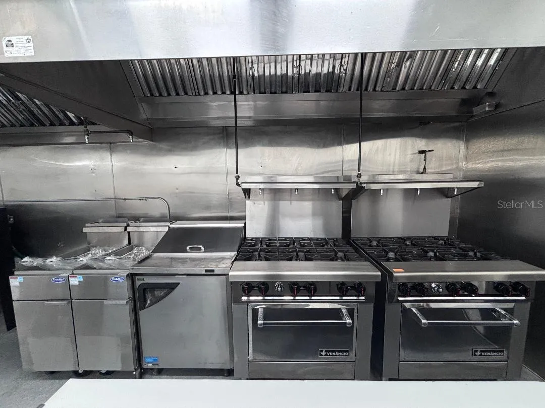 Fryers, Prep &amp; Oven