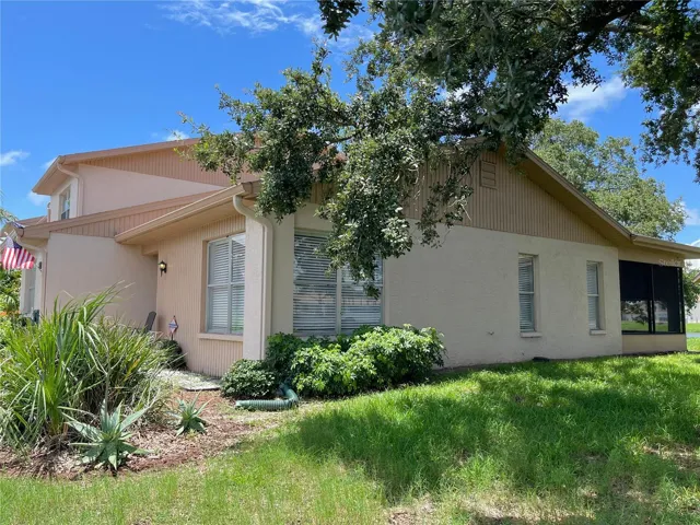 End Unit with plenty of yard space