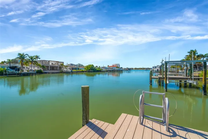 Dock