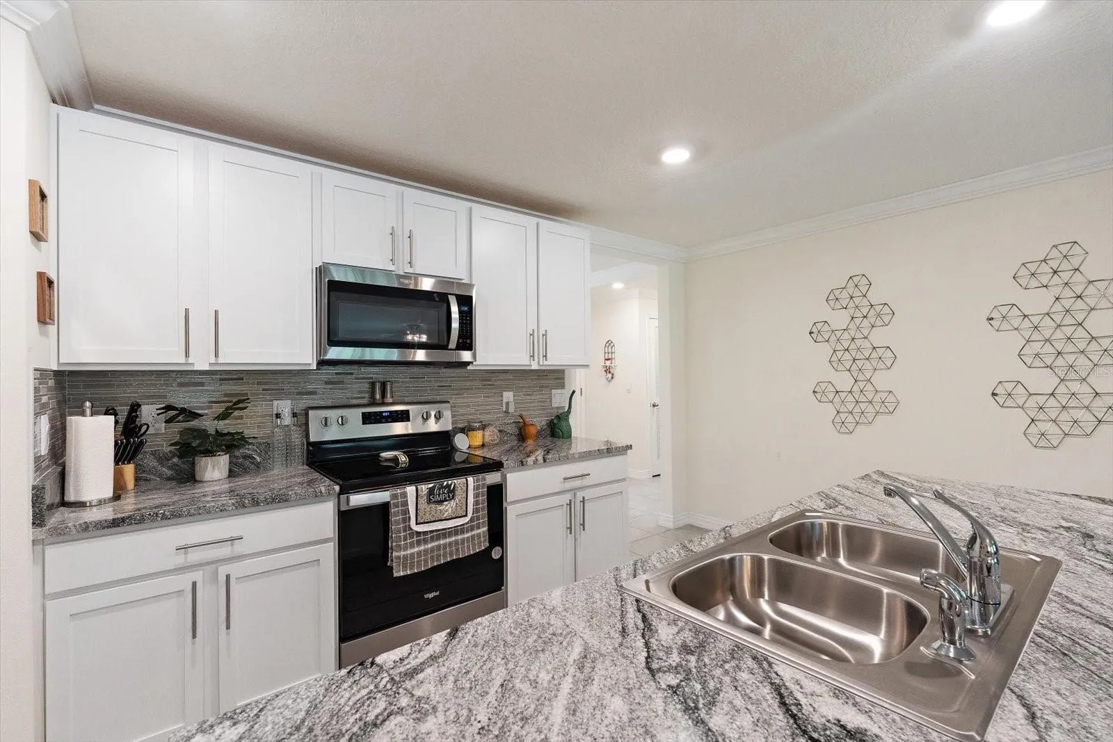 Spacious Kitchen
