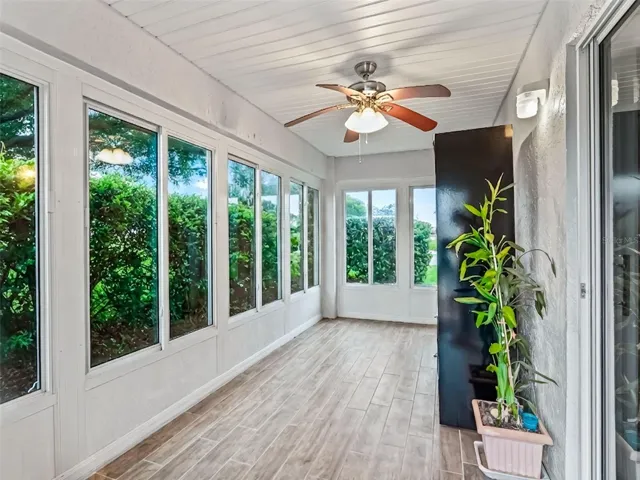 Enclosed Lanai w/Privacy landscape