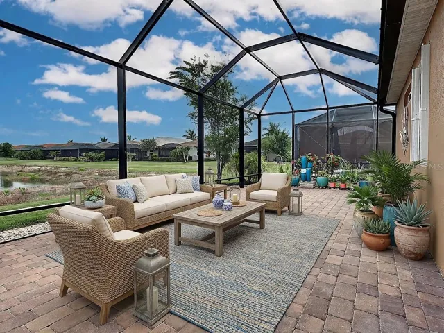 20 x 40 Lanai with virtual decor