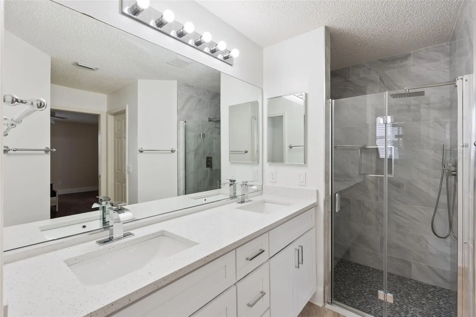 Primary EnSuite Bath