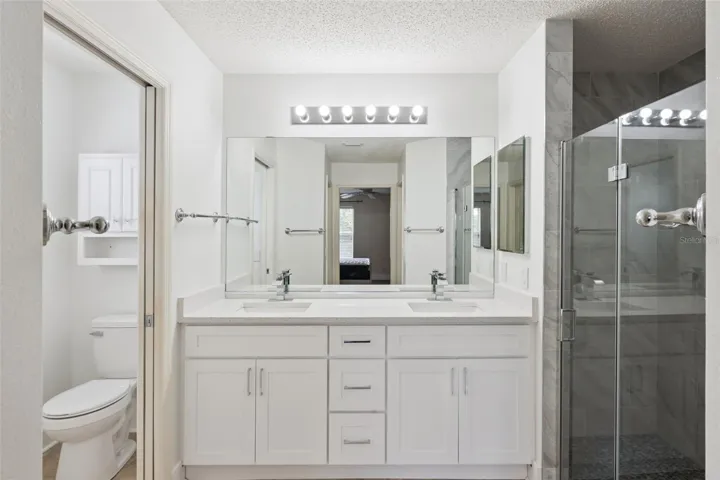 Upgraded Primary EnSuite Bath
