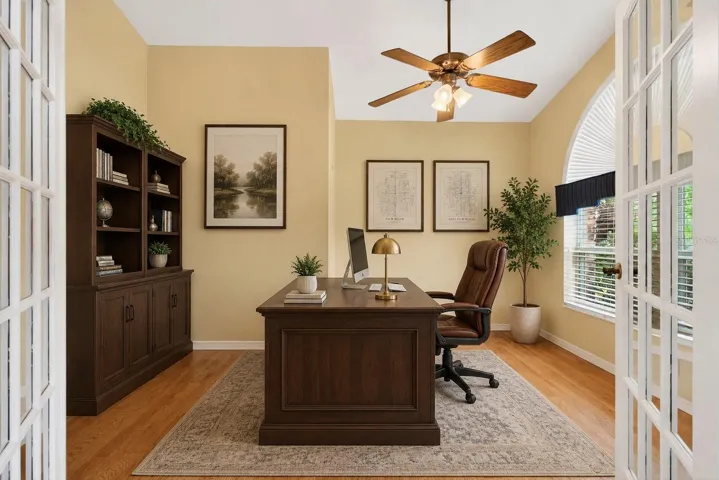 Office, Virtually Stagged