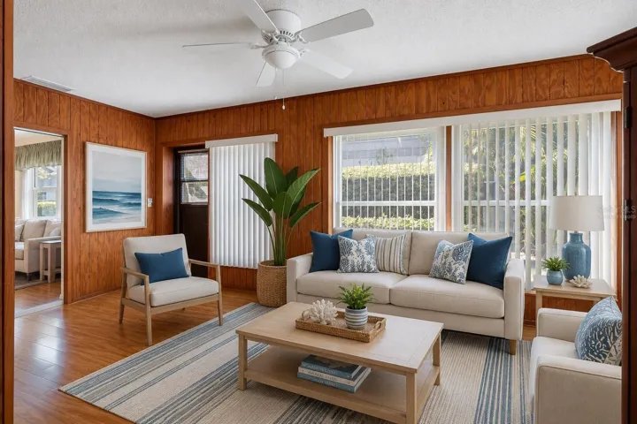 Bonus Room- virtually staged