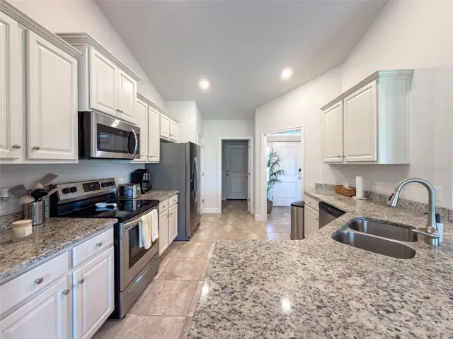 249 ROTONDA BLVD W