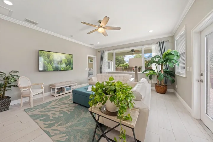 The floorplan allows for an uninterrupted flow from the front door to the back yard.