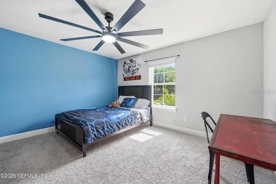 Upstairs Bedroom with Ensuite Bathroom