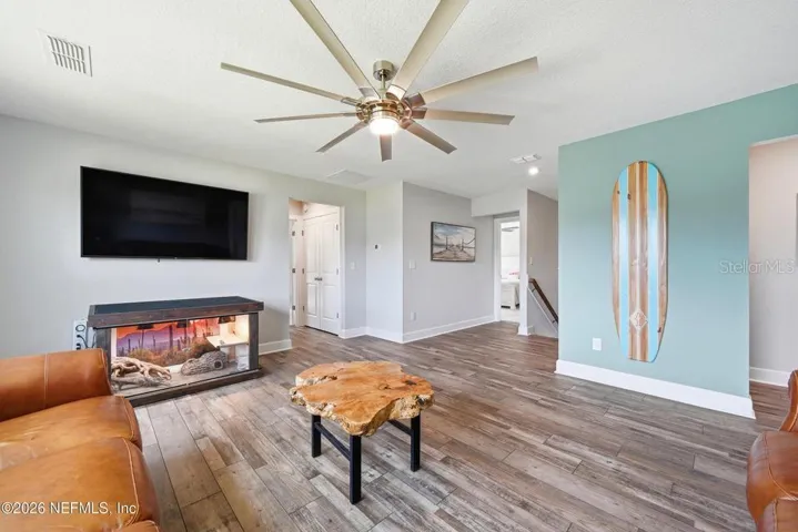 2nd Floor Loft/ Flex Space