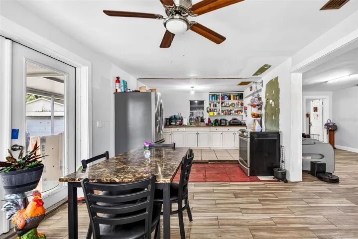 Dining Room & Kitchen